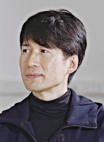教授 矢原 隆行